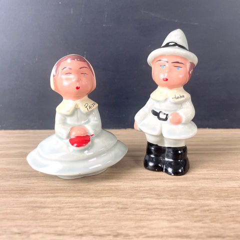 Priscilla and John Alden pilgrims salt and pepper set - 1950s vintage - NextStage Vintage