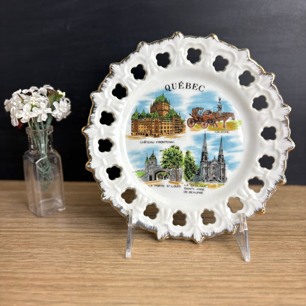 Québec, Canada vintage souvenir plate - 1960s vintage - French language - NextStage Vintage