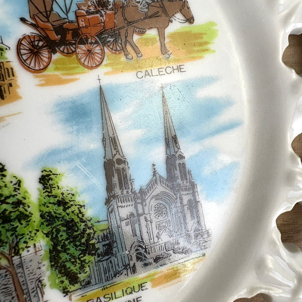 Québec, Canada vintage souvenir plate - 1960s vintage - French language - NextStage Vintage