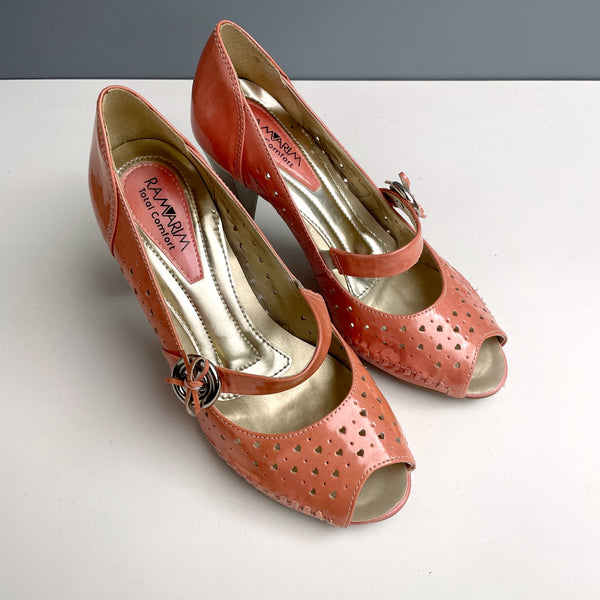 Ramarim peep toe heels with hearts - size EUR 39 - NextStage Vintage