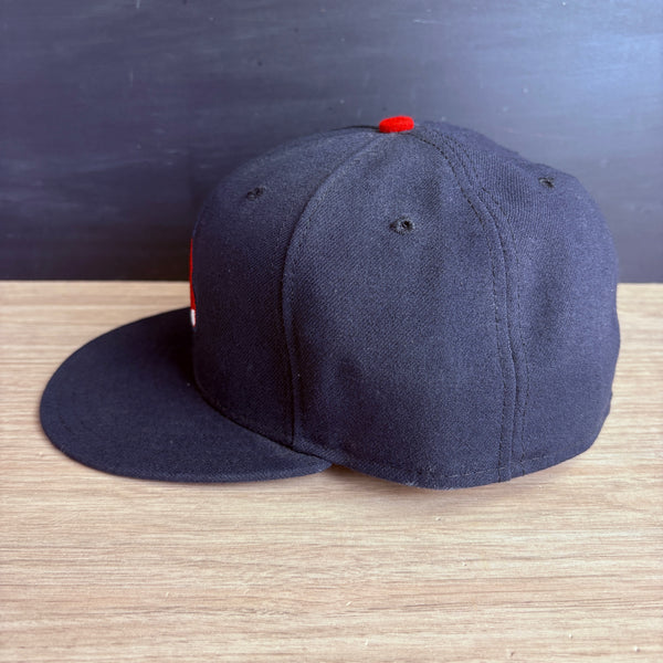 Boston Red Sox New Era Authentic Collection early 2000s polyester MLB fitted cap - size 7 5/8 - NextStage Vintage