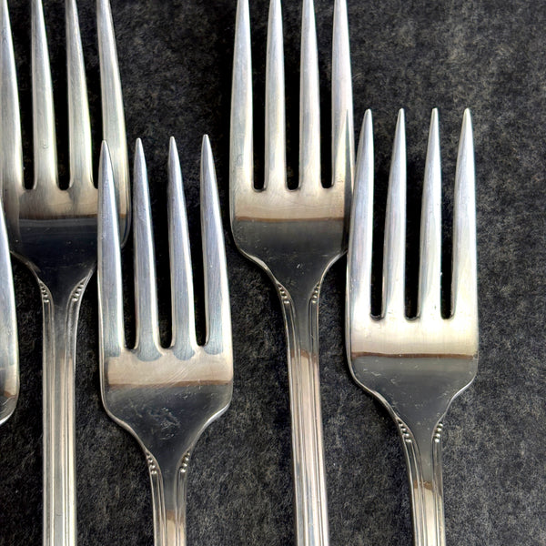 6 Wm Rogers Beloved IS silver plate grille forks flatware - 1940s vintage
