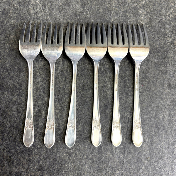 6 Wm Rogers Beloved IS silver plate salad/dessert forks flatware - 1940s vintage