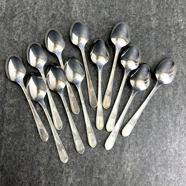 12 Wm Rogers Beloved IS silver plate teaspoons flatware - 1940s vintage