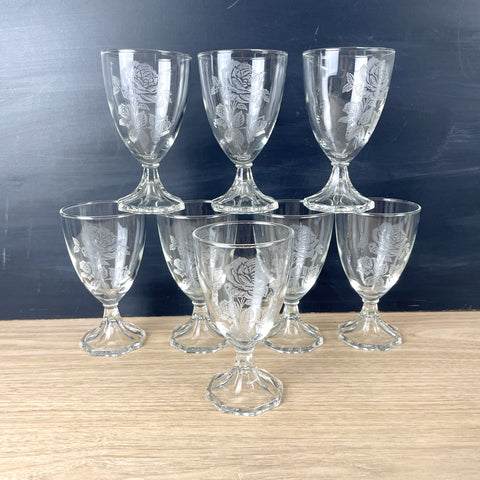 Water goblets with etched roses - set of 8 - mid century stemware - NextStage Vintage