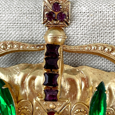 Sadie Green royal crown in brooch - 1970s vintage - NextStage Vintage