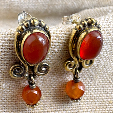 Sajen sterling silver post pierced dangle earrings - honey red stones - NextStage Vintage