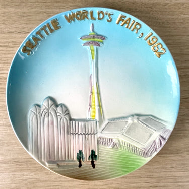 1962 Seattle World's Fair souvenir plate  - 1960s vintage road trip souvenir - NextStage Vintage