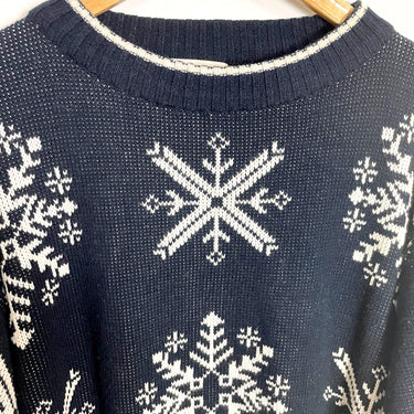 Black and white intarsia knit snowflake sweater - 80s vintage - size 38/20 - NextStage Vintage