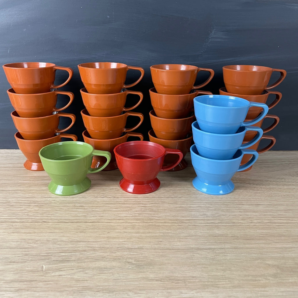 Vintage 3 Green and 1 red plastic solo cozy cups Solo Cup Company