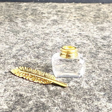 Swarovski Crystal Memories inkwell and quill - NIB - #9460 - NextStage Vintage