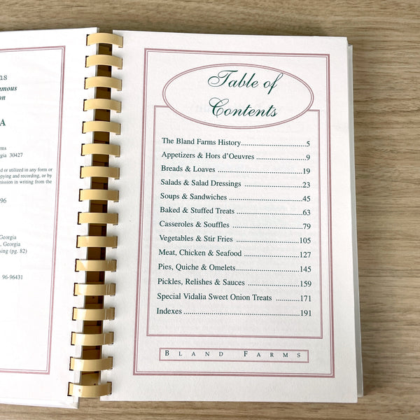 The Vidalia Sweet Onion Lovers Cookbook - Bland Farms - 1996 first printing - NextStage Vintage