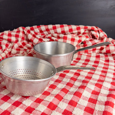 Vintage Mirro Aluminum Sauce Pan with Wear-Ever Strainer Insert -  Mid Century Steamer Set - Farmhouse Kitchen - 1 Qt Pan