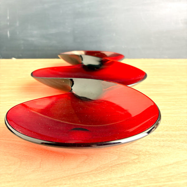 Red acrylic Wovo twist divided snack tray - Scott Henderson design