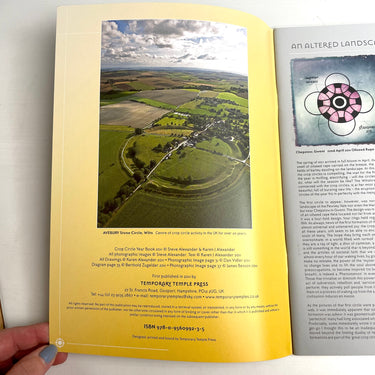 Crop Circle Year Book 2011 - Steve and Karen Alexander - NextStage Vintage