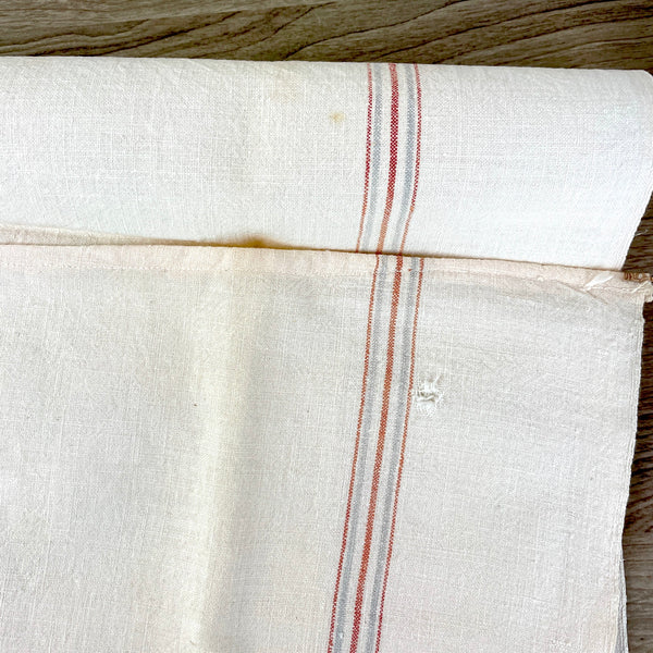 Sugar sack dish towels - set of 5 - 1940s vintage - NextStage Vintage