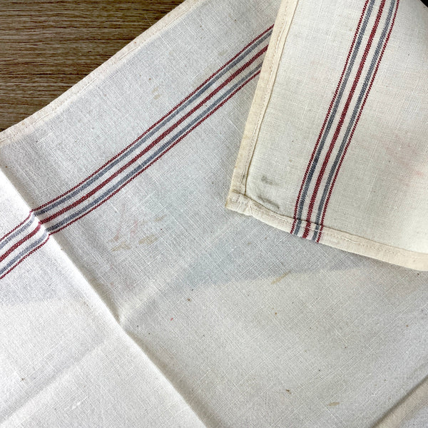 Sugar sack dish towels - set of 5 - 1940s vintage - NextStage Vintage