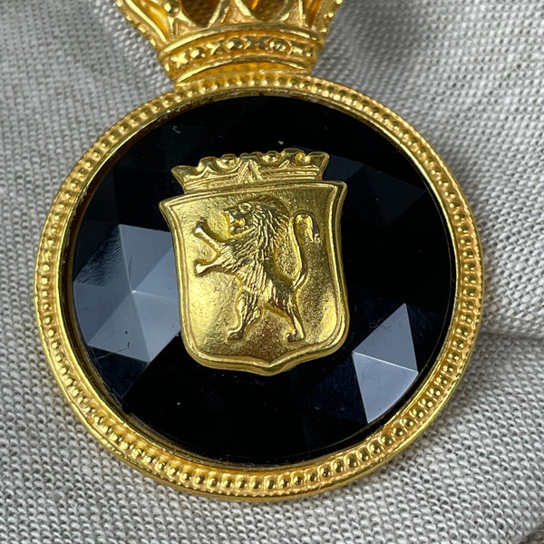 Ben-Amun royal lion crest crown brooch - 1970s vintage - NextStage Vintage
