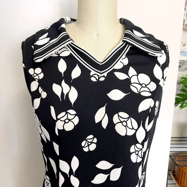 1970s vintage black and white floral sleeveless dress - size S - NextStage Vintage