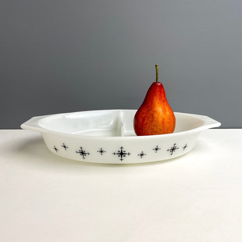 Pyrex Compass divided snack server - 1959 vintage - NextStage Vintage