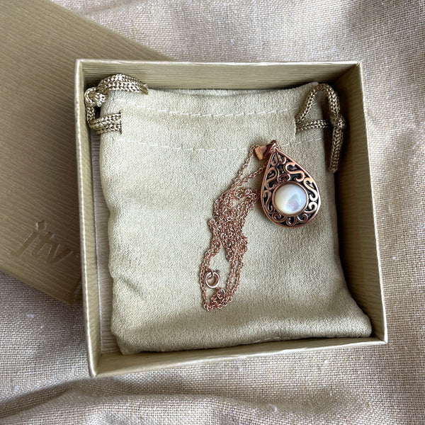 Timna Jewelry copper teardrop pendant with mother of pearl - new - NextStage Vintage
