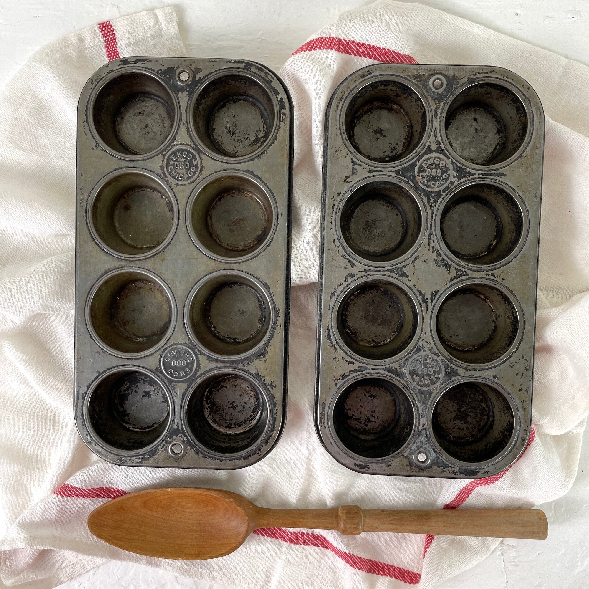 Vintage Ekcoloy Silver Beauty Mini Muffin Tin, 8 Cup Cupcake