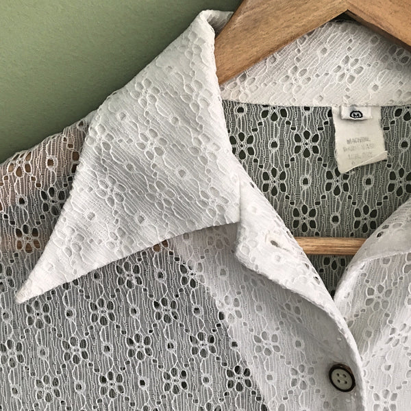 White eyelet cover up or top - size medium - 1970s vintage - NextStage Vintage