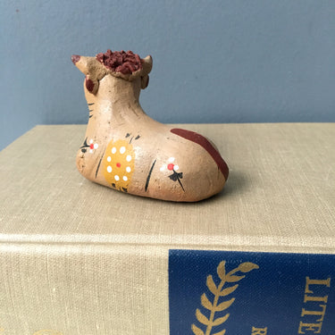 Folk art pottery laying cow - vintage rustic pottery - NextStage Vintage