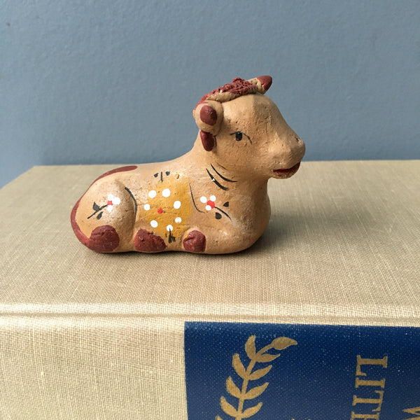 Folk art pottery laying cow - vintage rustic pottery - NextStage Vintage