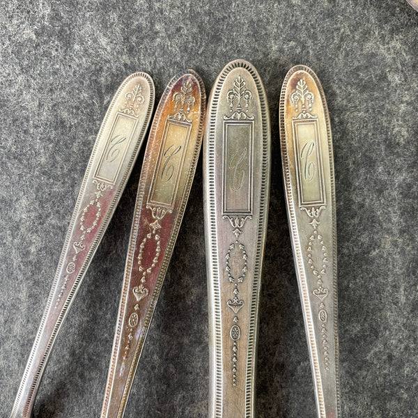 Oneida Community Plate Grosvenor flatware - C monogram - 46 pieces - 1920s vintage - NextStage Vintage