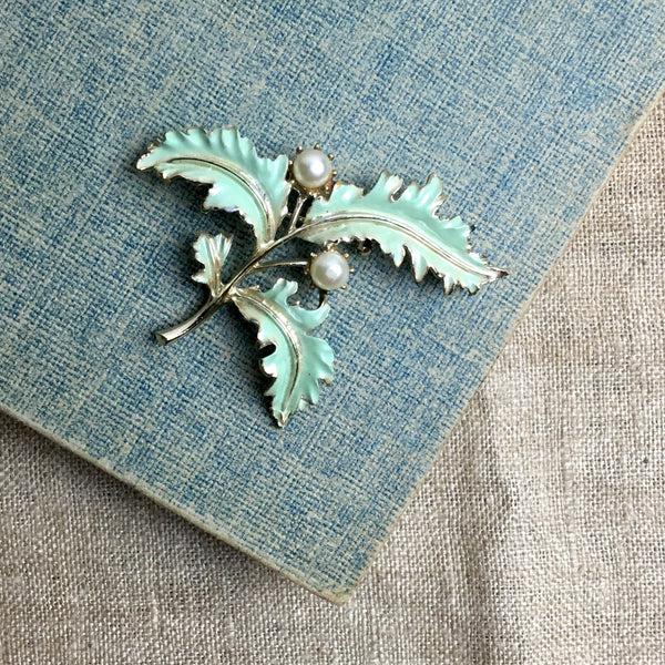 Green leaf and pearl vintage brooch - 1960s vintage pin - NextStage Vintage
