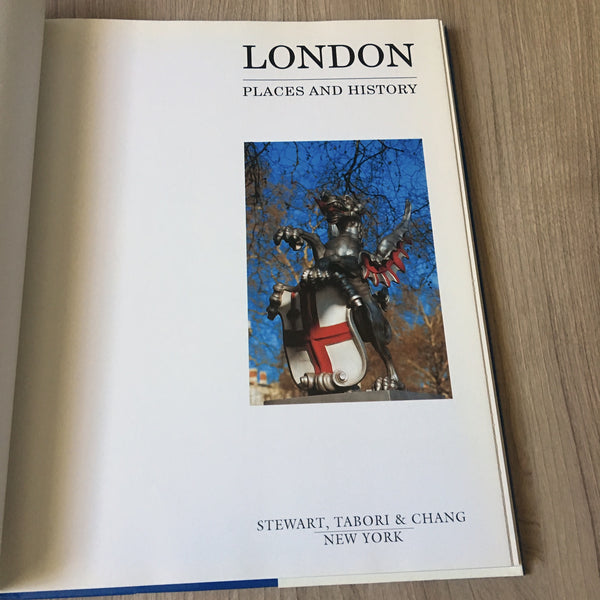 London (Places and History) - by Chiara Libero - 1998 first edition - NextStage Vintage