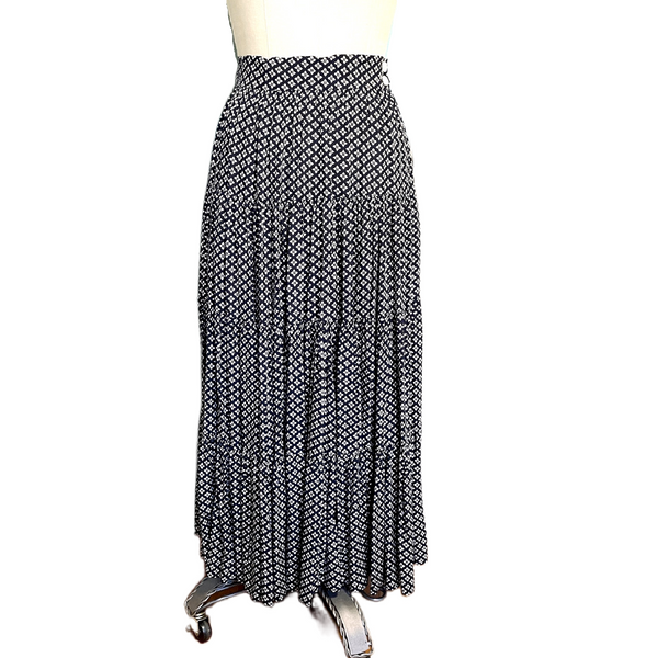 1990s Mondi tiered midi skirt - black and white floral - size medium - NextStage Vintage