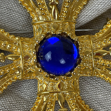 Statement Park Lane Maltese cross pin - 1970s vintage - NextStage Vintage
