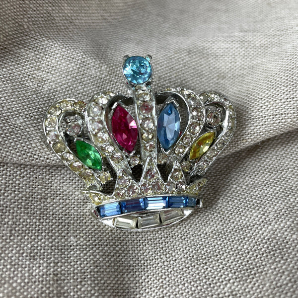 Pell crown brooch with pastel rhinestones - vintage pin - NextStage Vintage