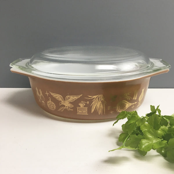Pyrex Early American gold on brown #043 1.5 qt casserole - 1960s vintage - NextStage Vintage