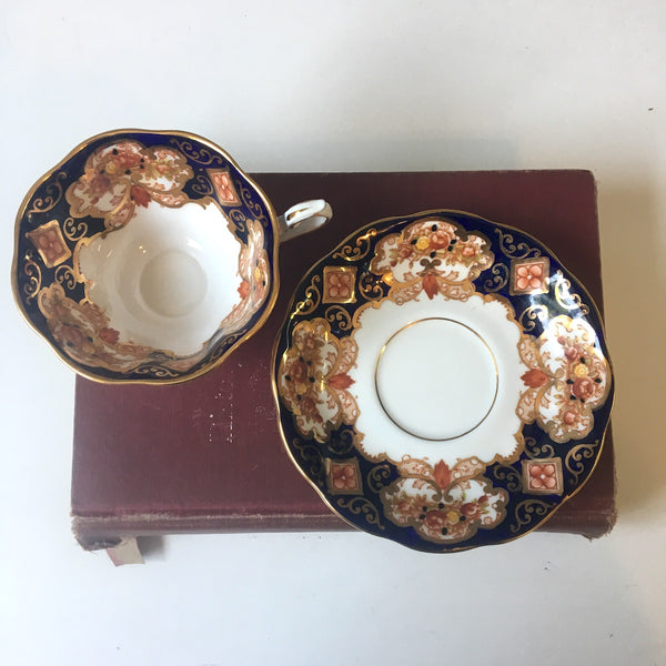 Royal Albert Heirloom bone china tea cup and saucer - 1960s vintage - NextStage Vintage