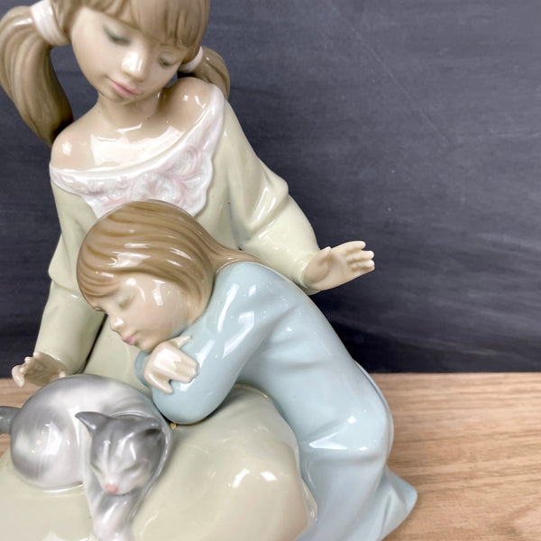 Lladro Little Sister #1534 - retired figurine - NextStage Vintage