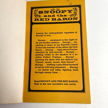 Snoopy and the Red Baron - Charles M. Schulz - 1966 paperback - NextStage Vintage