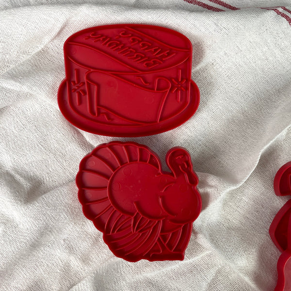 Tupperware red plastic holiday cookie cutters - vintage baking - NextStage Vintage
