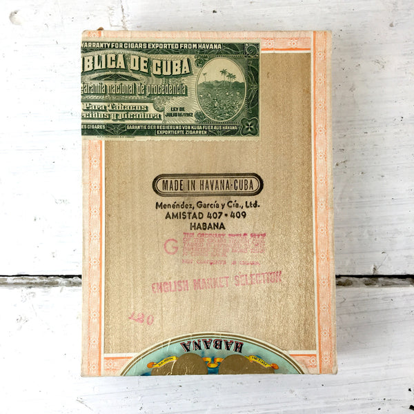 H. Upmann Majestics English Market Selection vintage wooden tobacco box - Cuban cigar box - NextStage Vintage