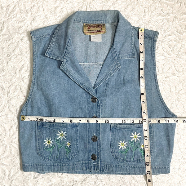 1990s denim vest with floral pockets - size 10 - NextStage Vintage